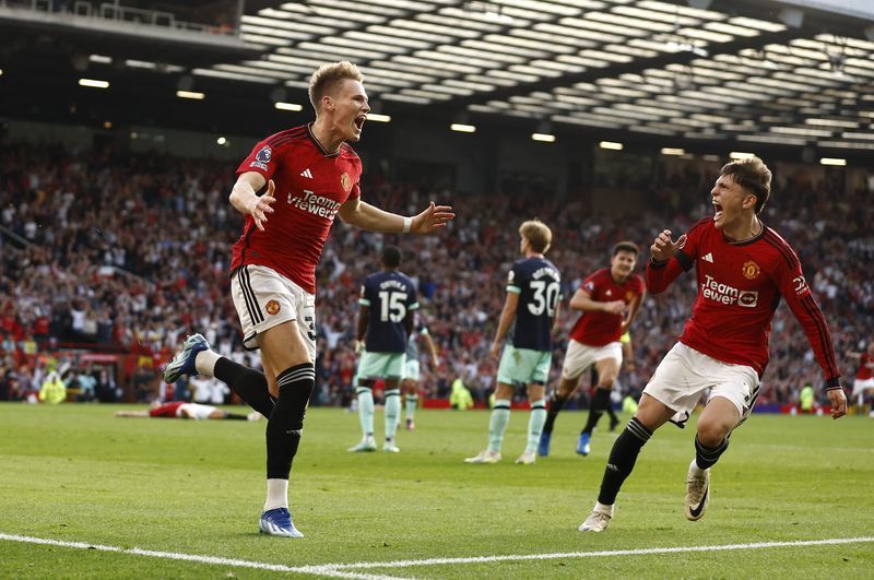 Football: Soccer-McTominay late late spares Man United blushes | The Star