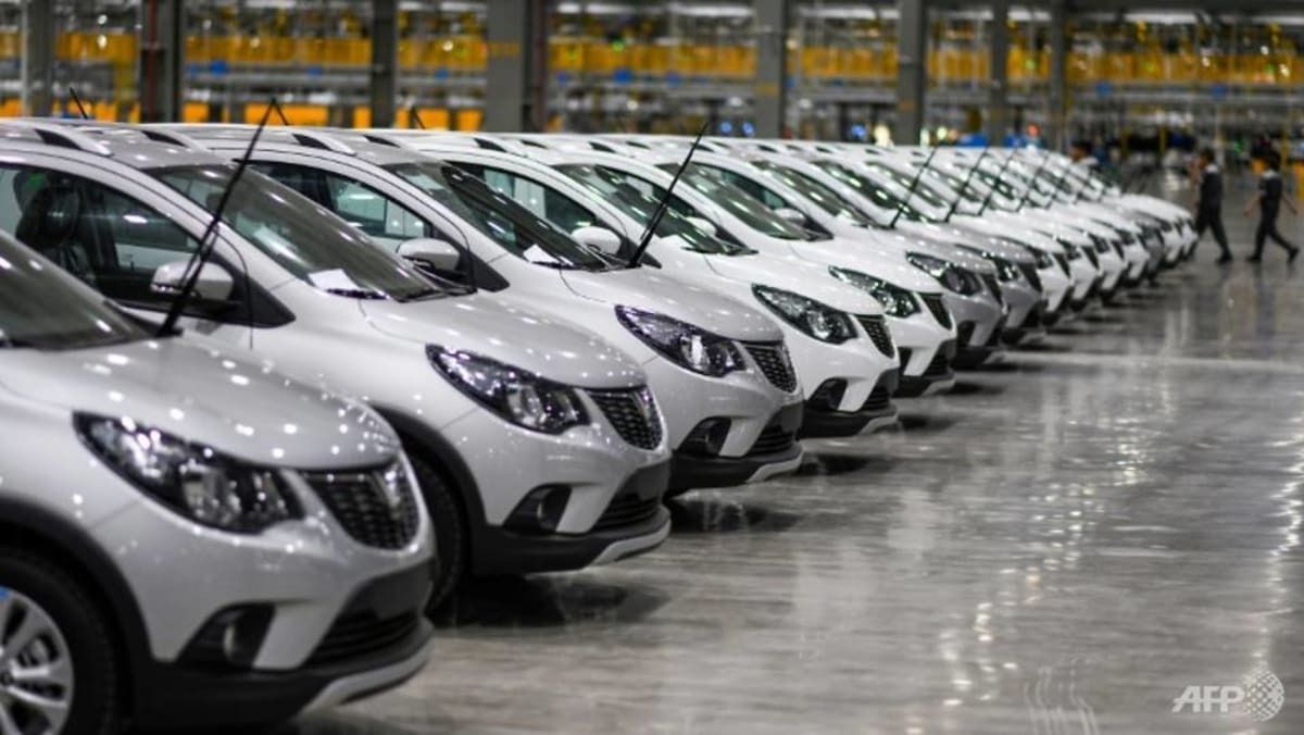 Vietnam automaker sends EVs to Laos for electric taxi service - Vimarsana News