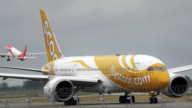 Australian charged in Singapore for inflight bomb threat - Vimarsana News