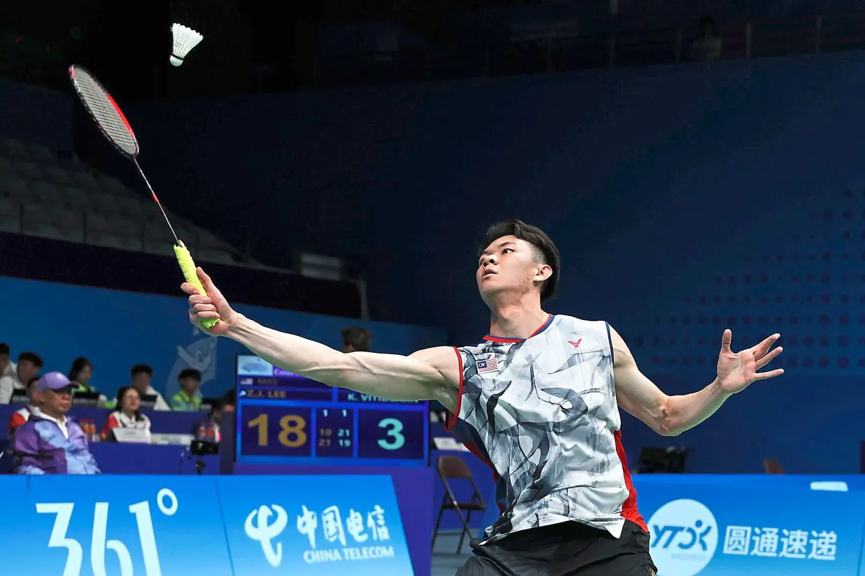 Katta, etuk rus ayollari ishtirokidagi porno