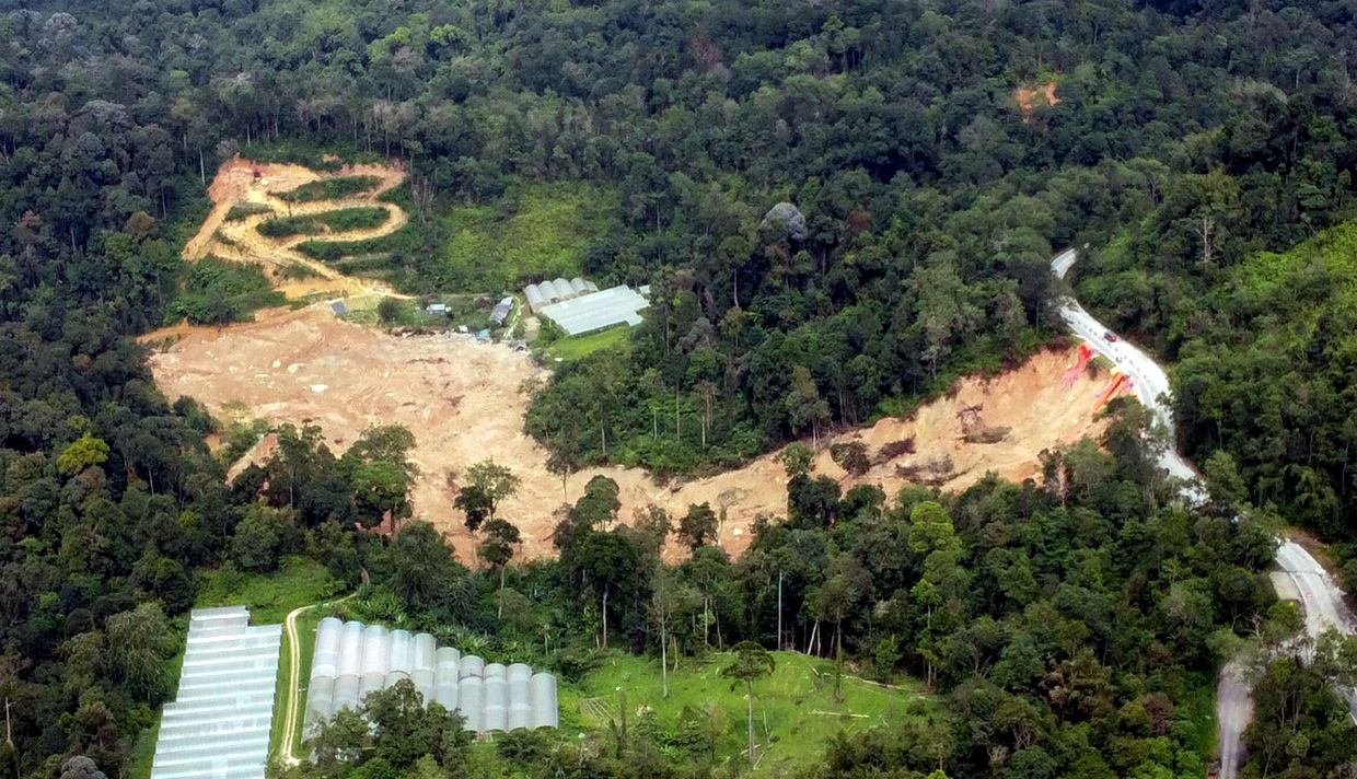Batang Kali landslide due to heavy rain, not man-made causes, says DPM - Vimarsana News