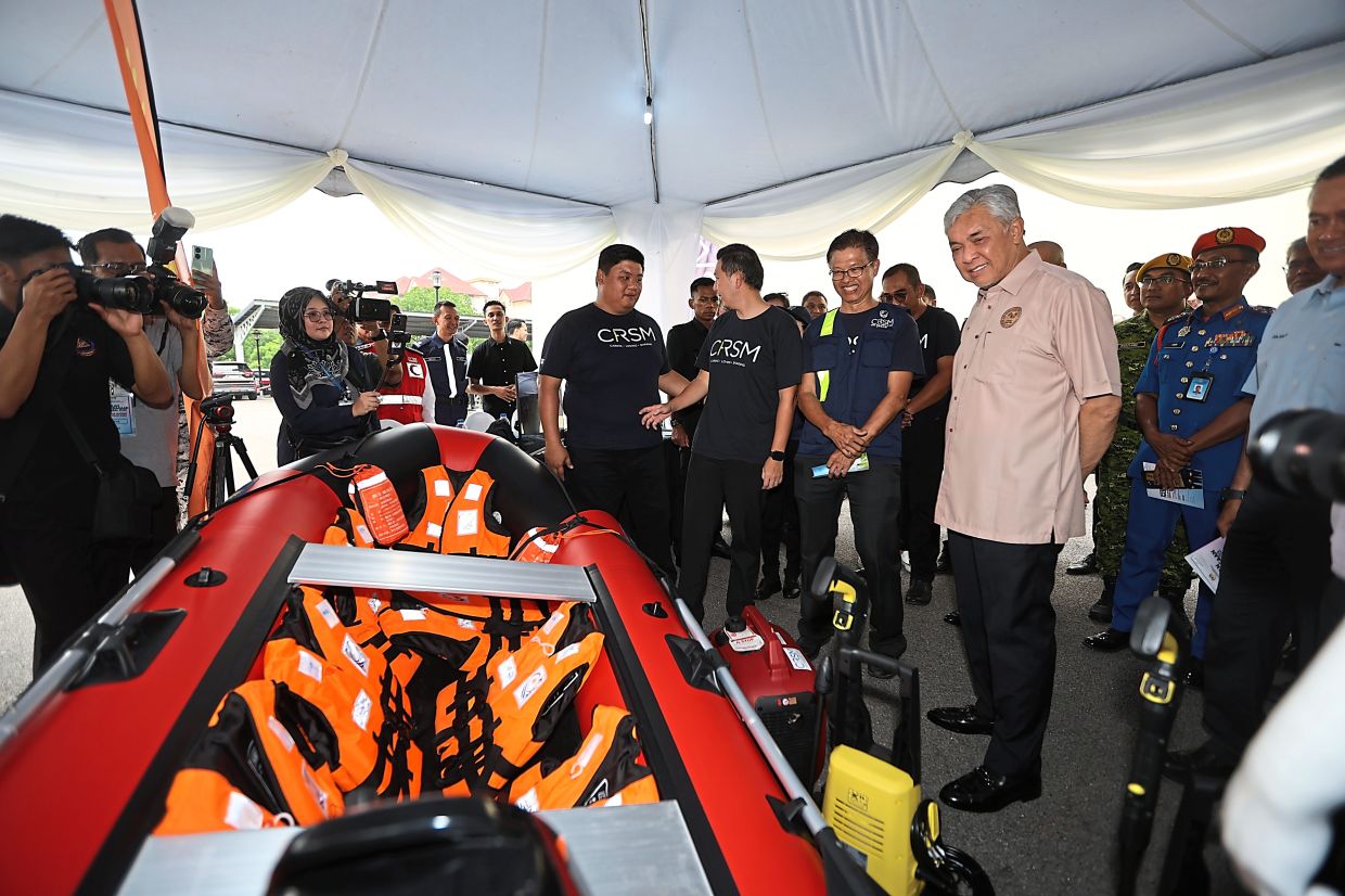 Zahid: Time to give SMART members a raise - Vimarsana News