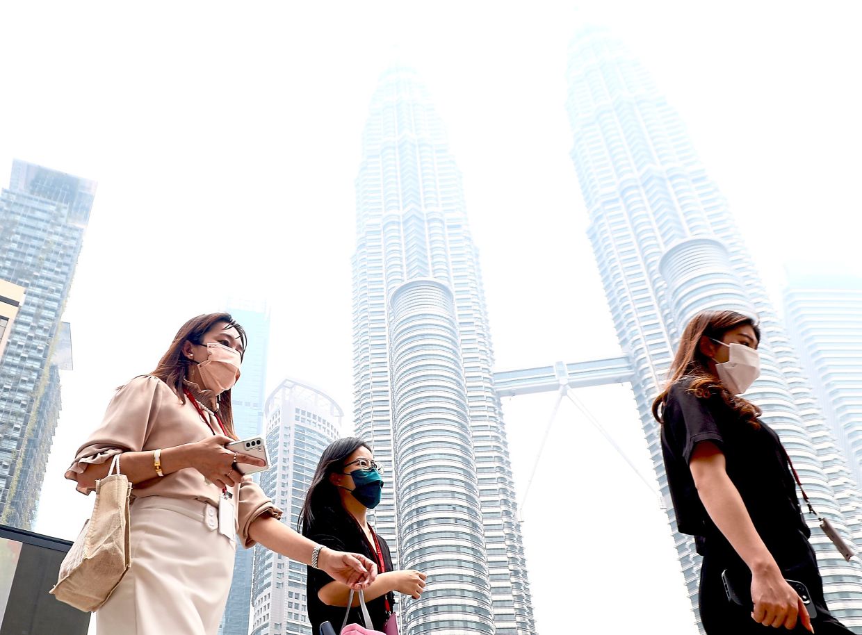 Klang Valley and parts of Johor to be shrouded in haze today - Vimarsana News