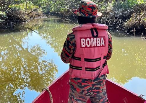 Fighting crocs in Sabah - Vimarsana News