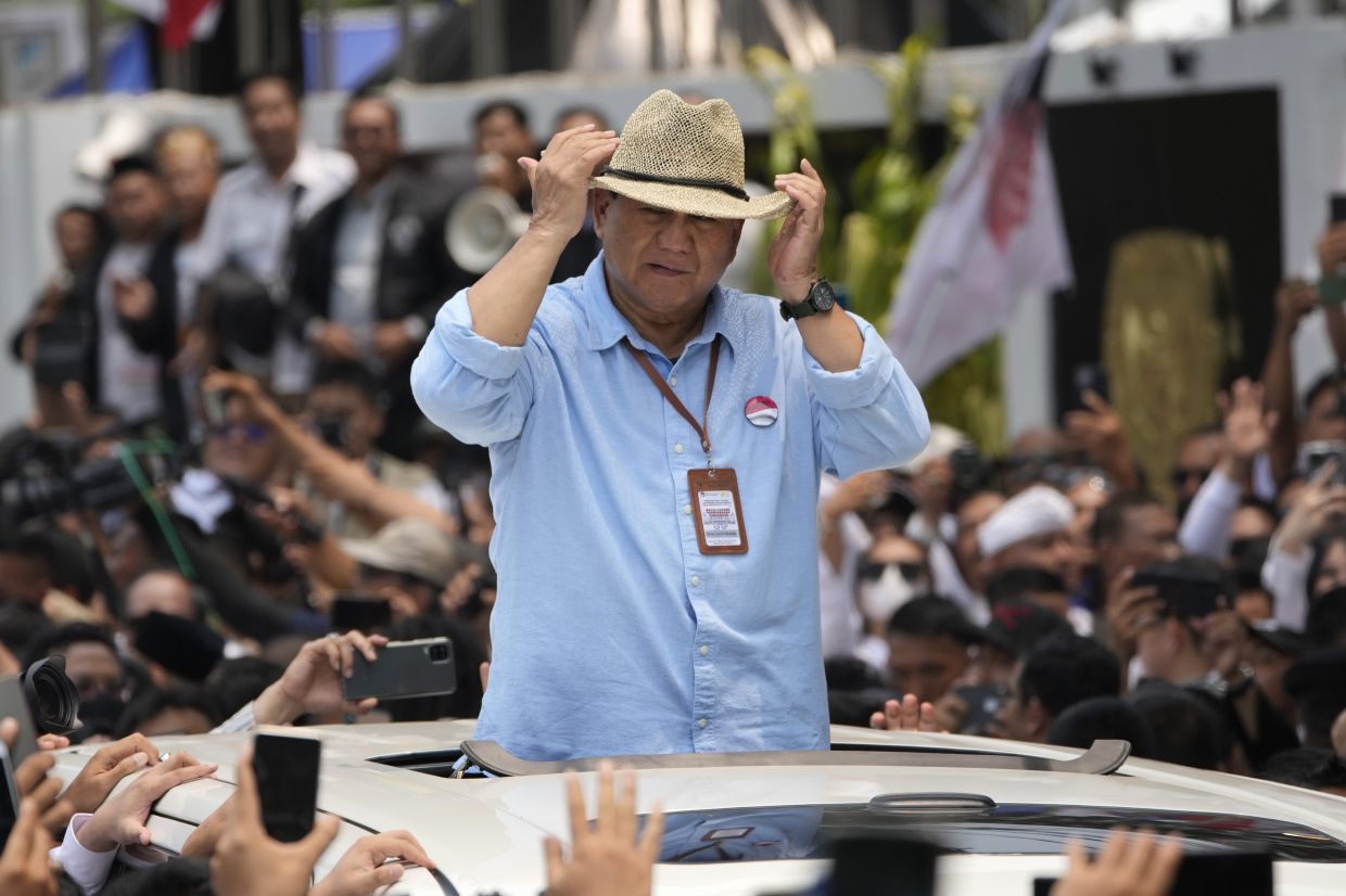 Indonesia's Prabowo promises to fully eradicate extreme poverty in two years if elected - Vimarsana News