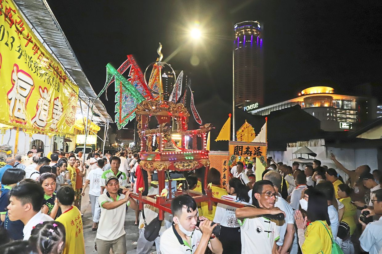 Festival ends with grand send-off - Vimarsana News