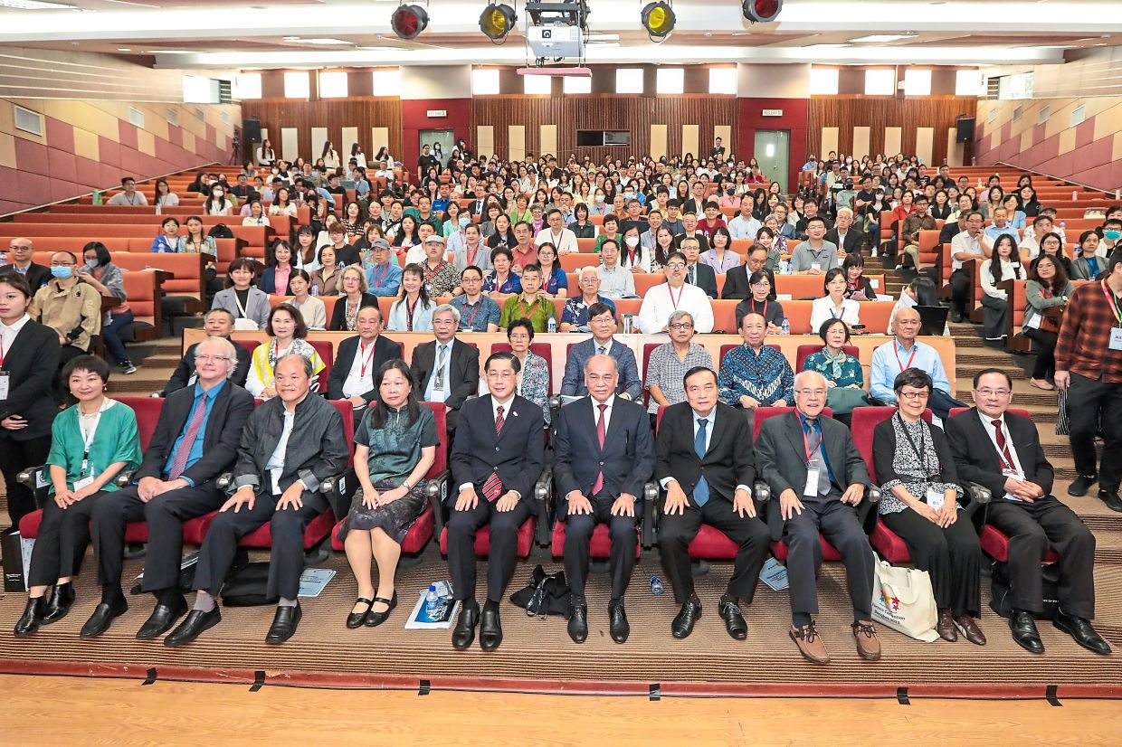 It's not all about the classroom, says academic - Vimarsana News