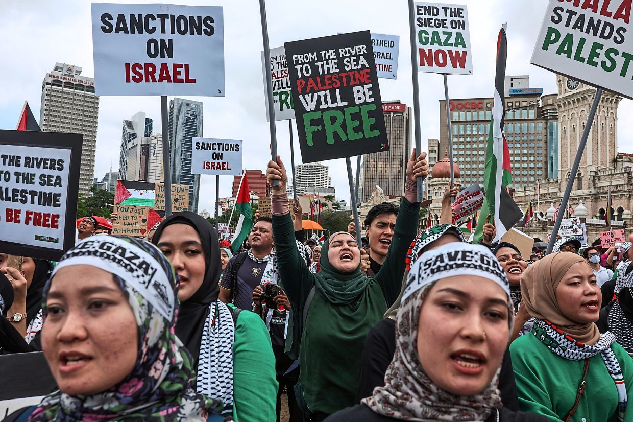 Last Sunday’s Freedom for Palestine rally at Dataran Merdeka. Many parents do not want the Israel-Hamas war be dragged into schools. — Bernama