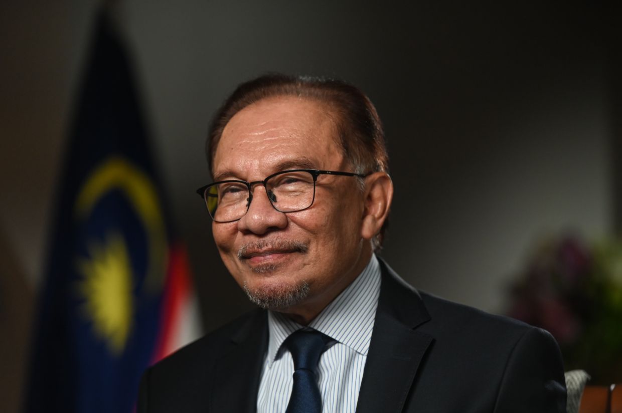 Anwar dismisses calls to raise borrowing costs | The Star