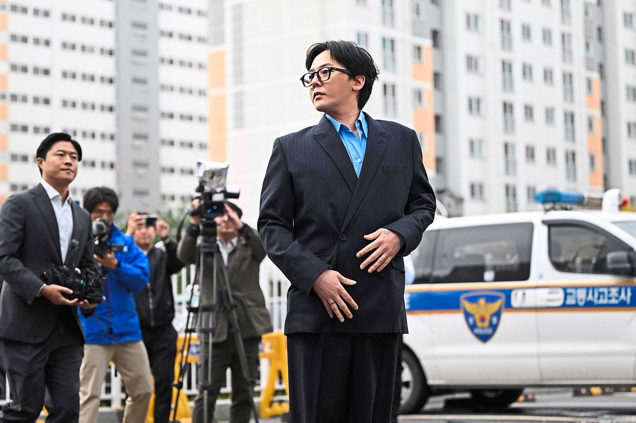 Police question K-pop star for alleged drug use | The Star