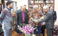 S’wak Bishop hosts S’gor Sultan, Raja Muda