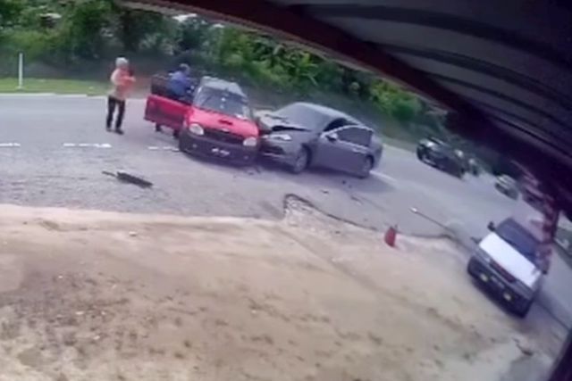 Former cop and actor Shaharon Anuar involved in Batu Gajah accident - Vimarsana News