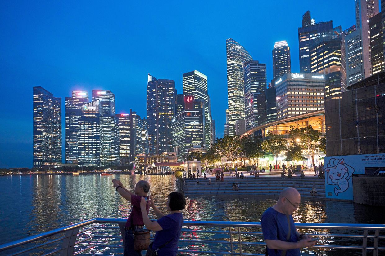 Young Singaporean job seekers take aim at hiring practices - Vimarsana News