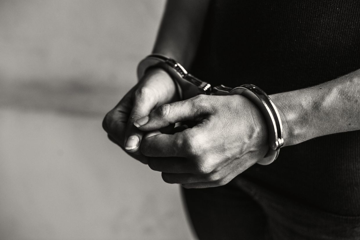 Man nabbed after attack bid on three teens - Vimarsana News