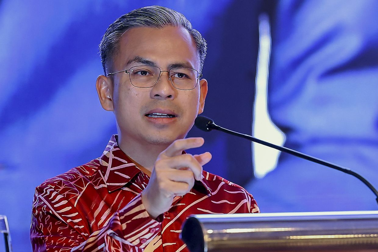 Fahmi: Ministry to ask Meta about rise in WhatsApp scams - Vimarsana News