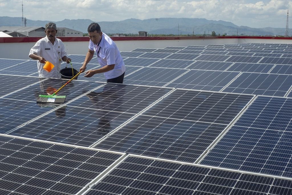 Indonesia sees sharp decline in renewable energy investment - Vimarsana News