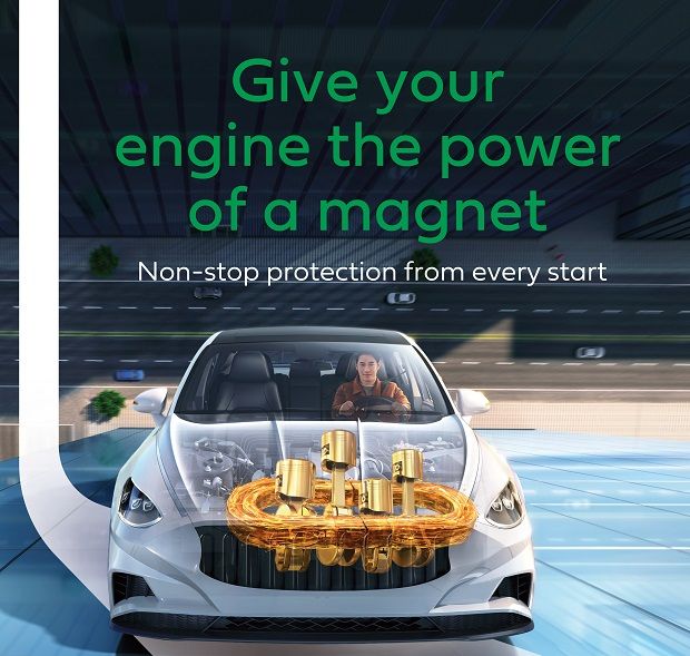 Castrol MAGNATEC uses microscopic intelligent molecules that cling to critical engine parts, to form a formidable field against wear and tear.