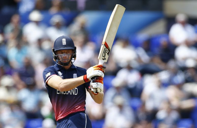 Cricket-Buttler says committed to learning from errors as England struggle
