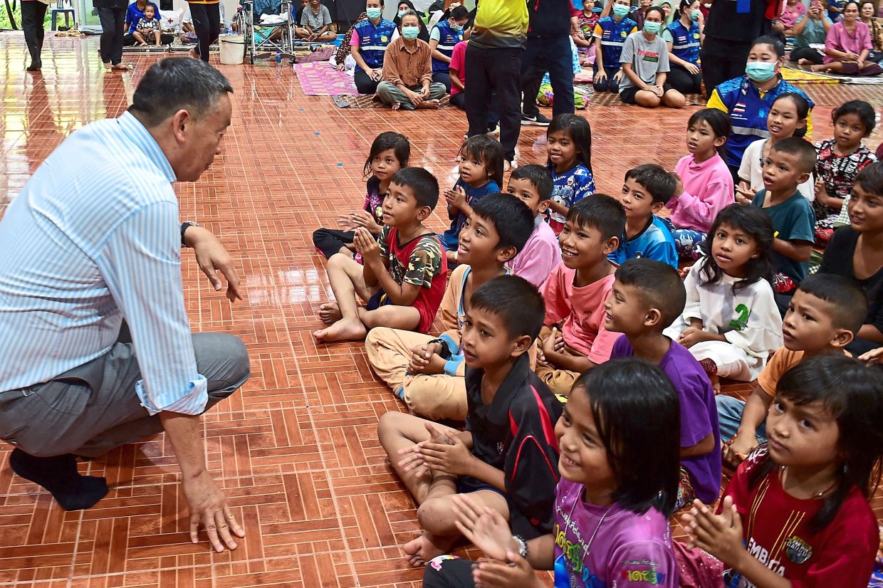At least six killed in floods - Vimarsana News