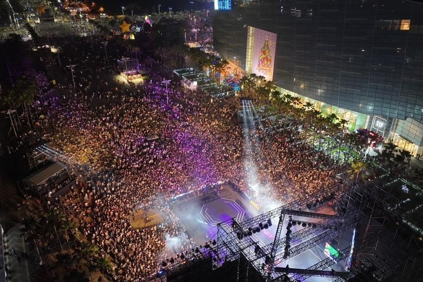 Revellers in Taiwan hurt after alleged knife sighting sparks panic during New Year's Eve party - Vimarsana News