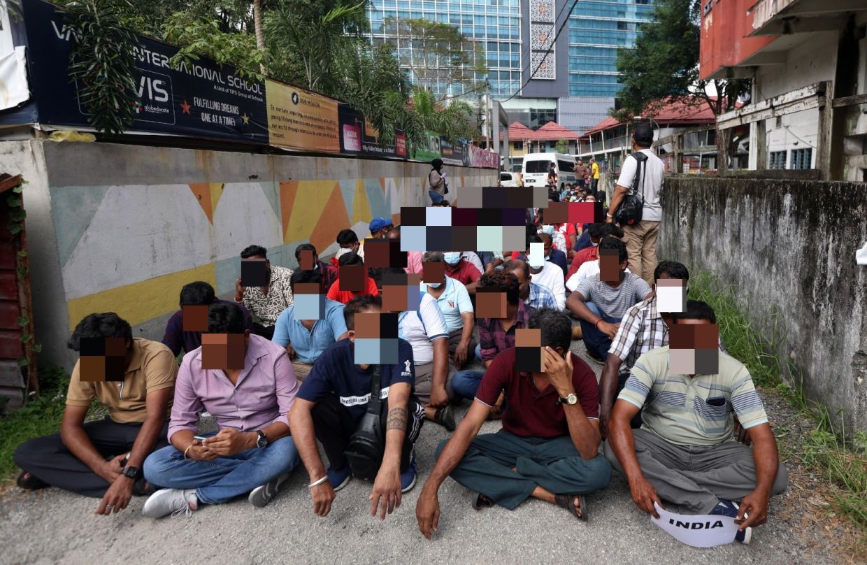 Most foreigners in Jln Silang area have proper papers now, says Immigration Dept - Vimarsana News