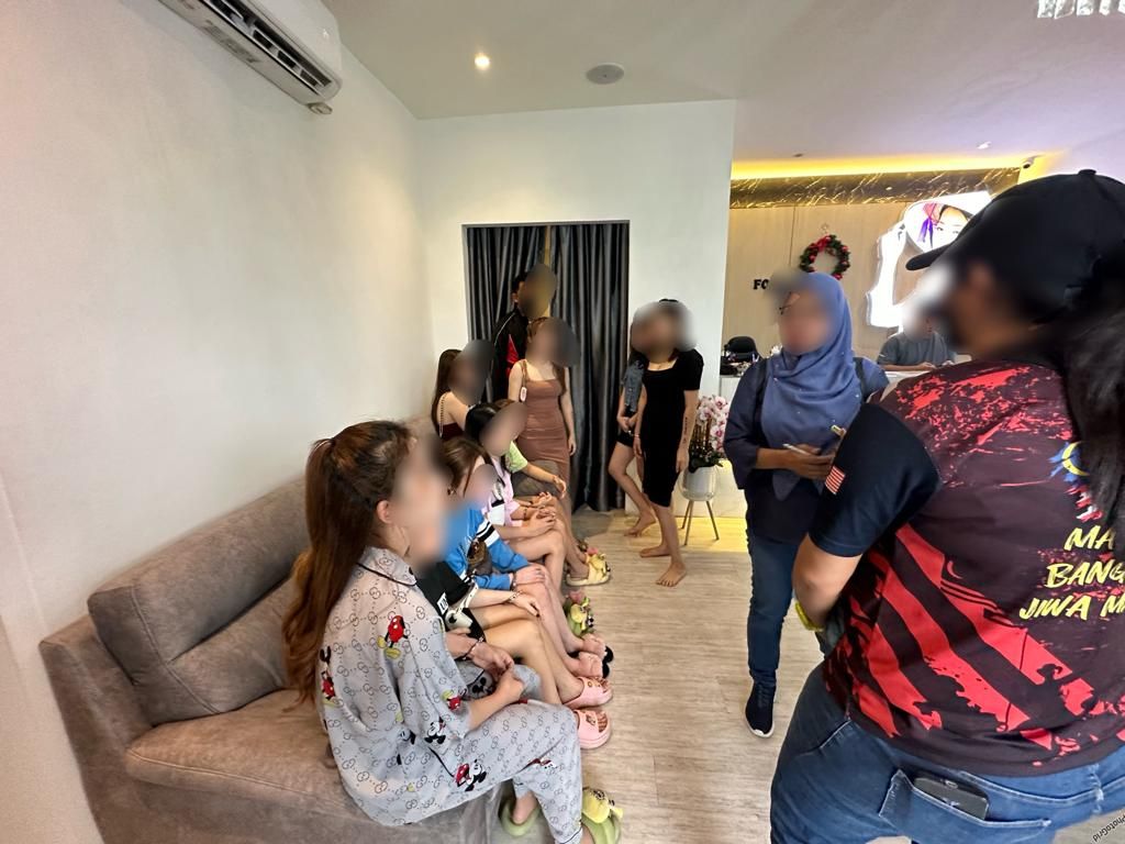 Immigration dept raids two massage centres in JB, detain nine Vietnamese women - Vimarsana News