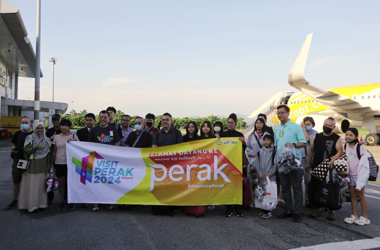 Up to Air Asia to resume Ipoh-Langkawi service, says exco man - Vimarsana News