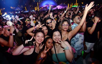 Part of the huge crowd enjoying during the New year celebration at Sunway Lagoon. — S.S.KANESAN/The Star