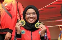 Golden outing for Faten in first intercity bowling tourney