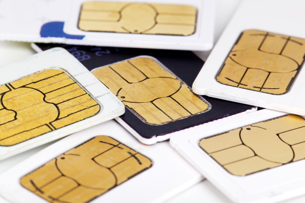 Man in SG fined record S$48,000 for registering SIM cards for customers without consent and selling them - Vimarsana News