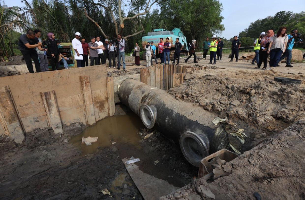 South-West Penang island warned to brace for water cut to fix broken pipe - Vimarsana News