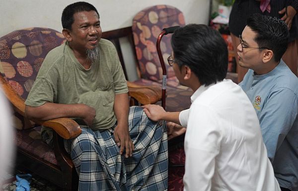 Touched by their plight, PM provides aid to struggling family - Vimarsana News