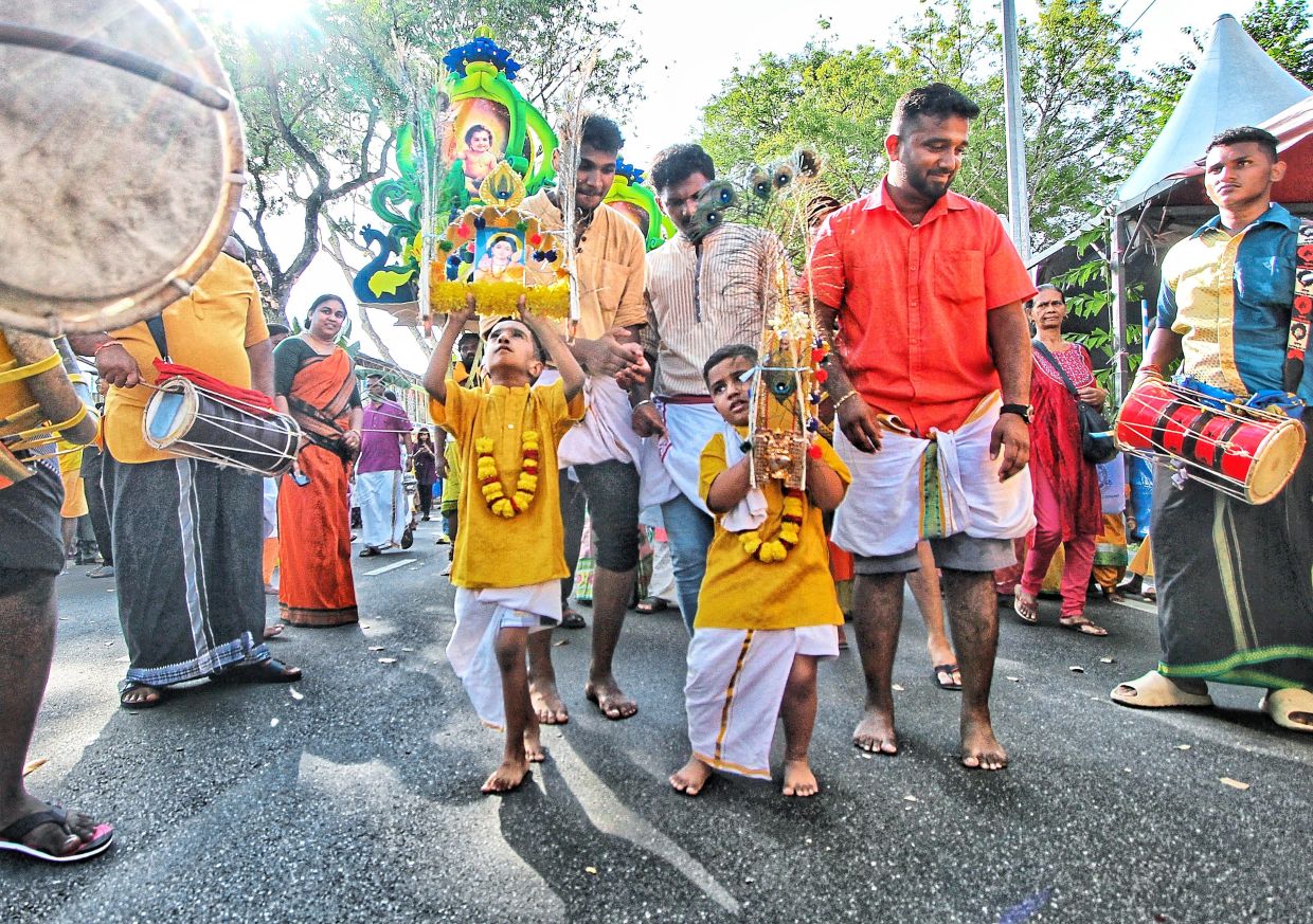 Tiny brothers among the faithful - Vimarsana News