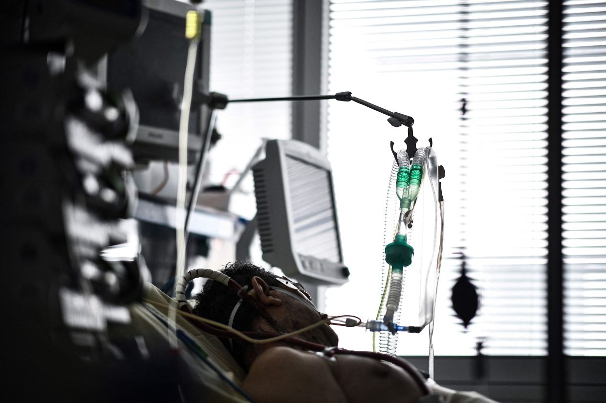 HKL investigating alleged patient death linked to faulty ventilator - Vimarsana News