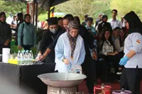 ‘A precious gift from Her Majesty’