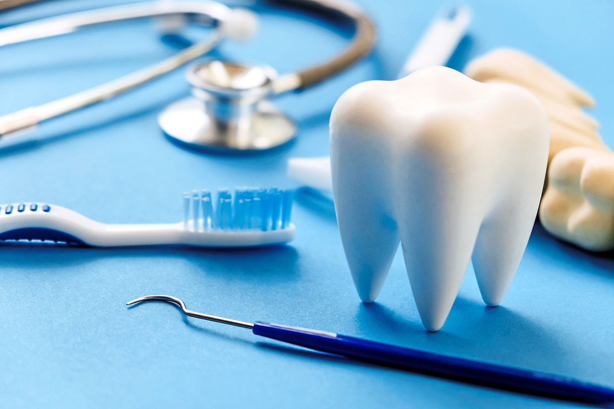 Be wary of teeth-whitening products touted on social media - Vimarsana News