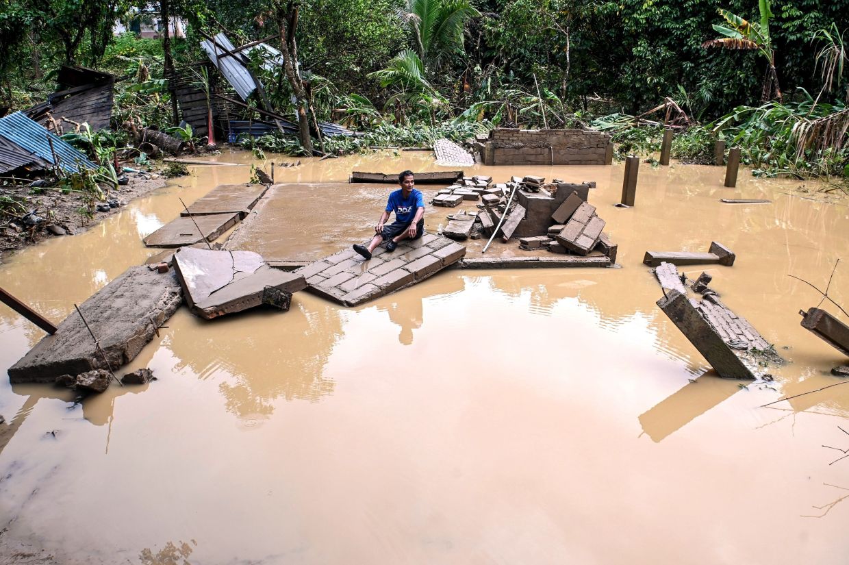 Flood causes RM1mil damages to eight Dungun schools, says Education Ministry - Vimarsana News