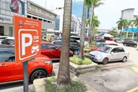 Two-hour parking limit in PJ’s Section 14, Damansara Uptown