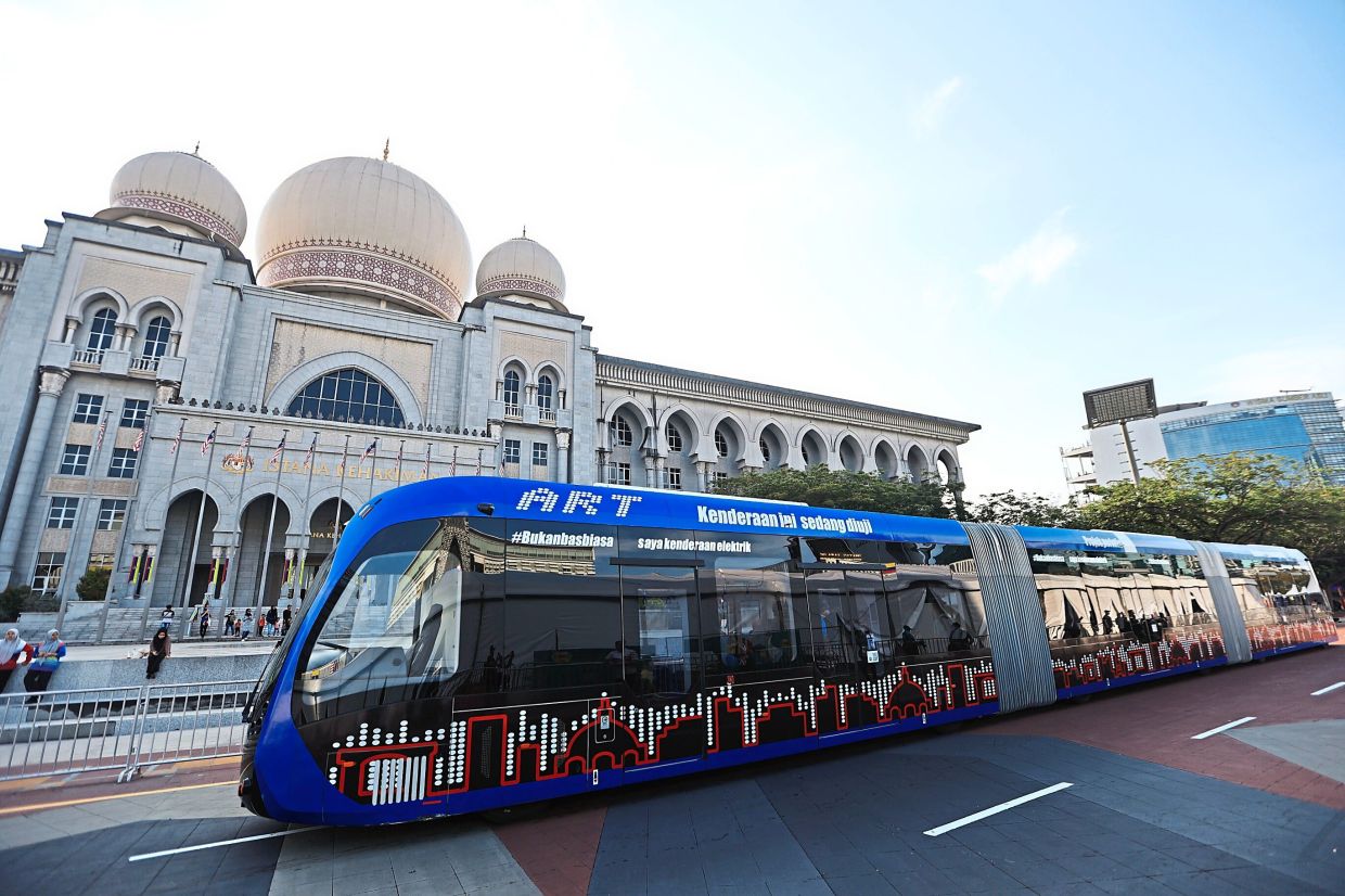 'Putrajaya conducive for work, play' - Vimarsana News
