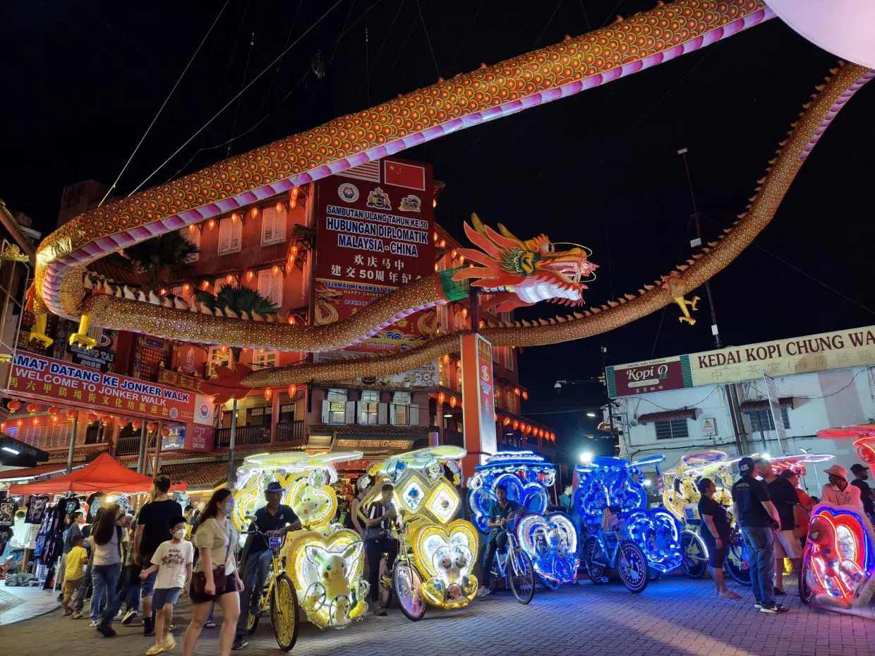 Jonker Walk transforms into magical CNY realm with 1,000 lanterns, giant  dragon | The Star