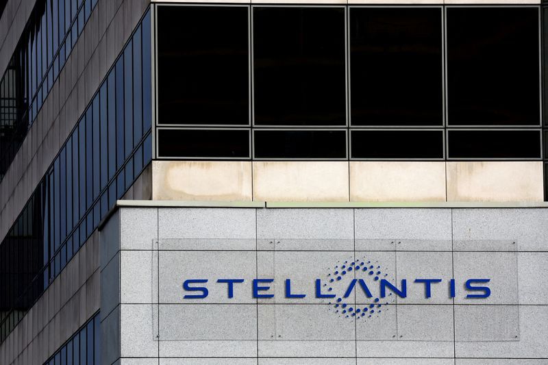 FILE PHOTO Stellantis logo is seen on the companys headquarters in Poissy near Paris France February 20 2022. REUTERSGonzalo FuentesFile Photo
