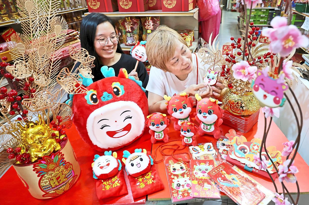 Dragon-themed decor in demand - Vimarsana News