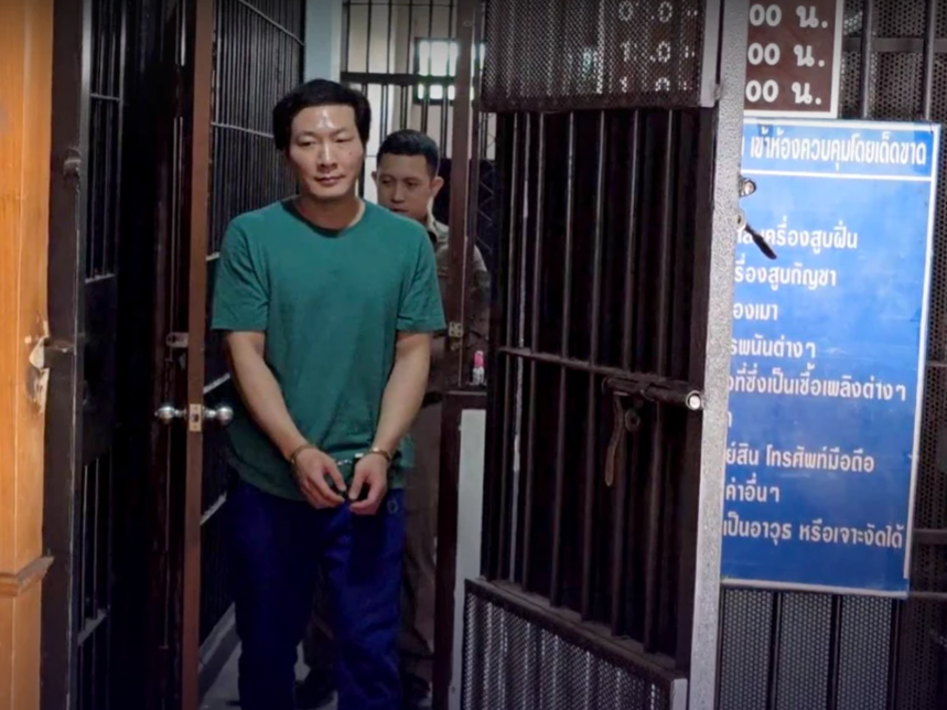 Canadian man arrested after trying to open plane's emergency exit before takeoff at Chiang Mai airport - Vimarsana News