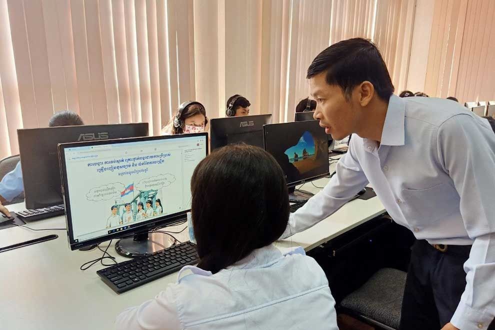 Cambodia's first anti-drug library raises awareness among students - Vimarsana News