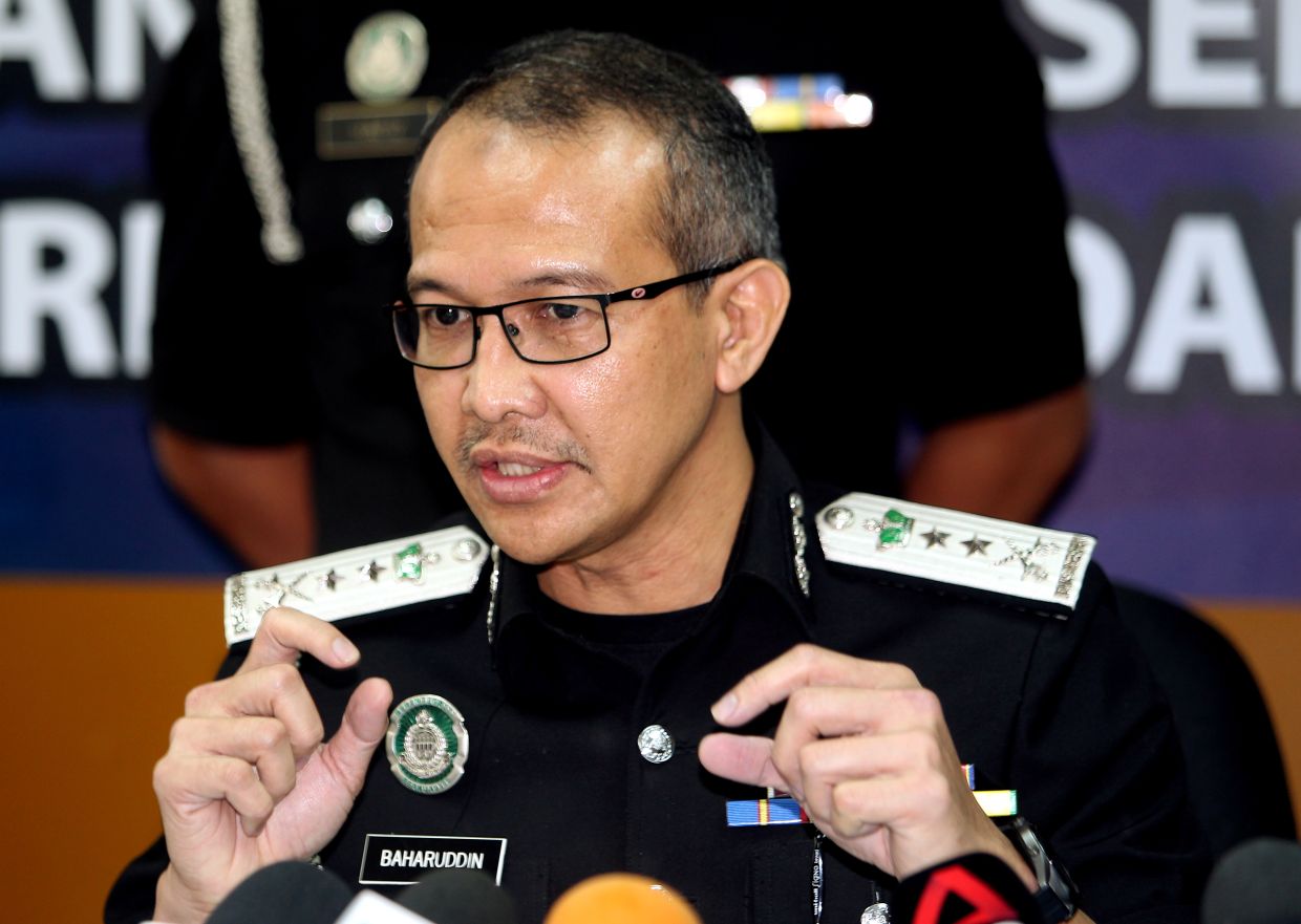 Immigration Dept nab 96 illegal immigrants including one child during raids in JB - Vimarsana News
