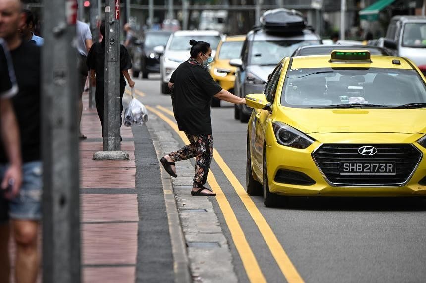 Street-hail rides dwindle as Singapore's taxi population continues to shrink - Vimarsana News