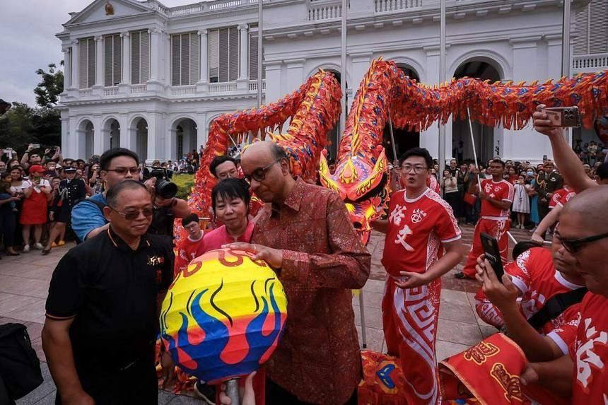 Over 19,000 people celebrate Chinese New Year at Singapore Istana despite rain showers - Vimarsana News