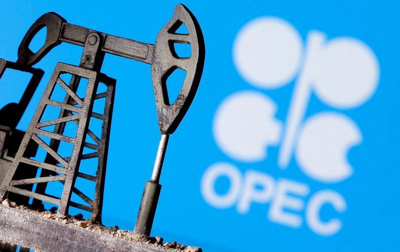 Oil prices edge up on Middle East risk - Vimarsana News