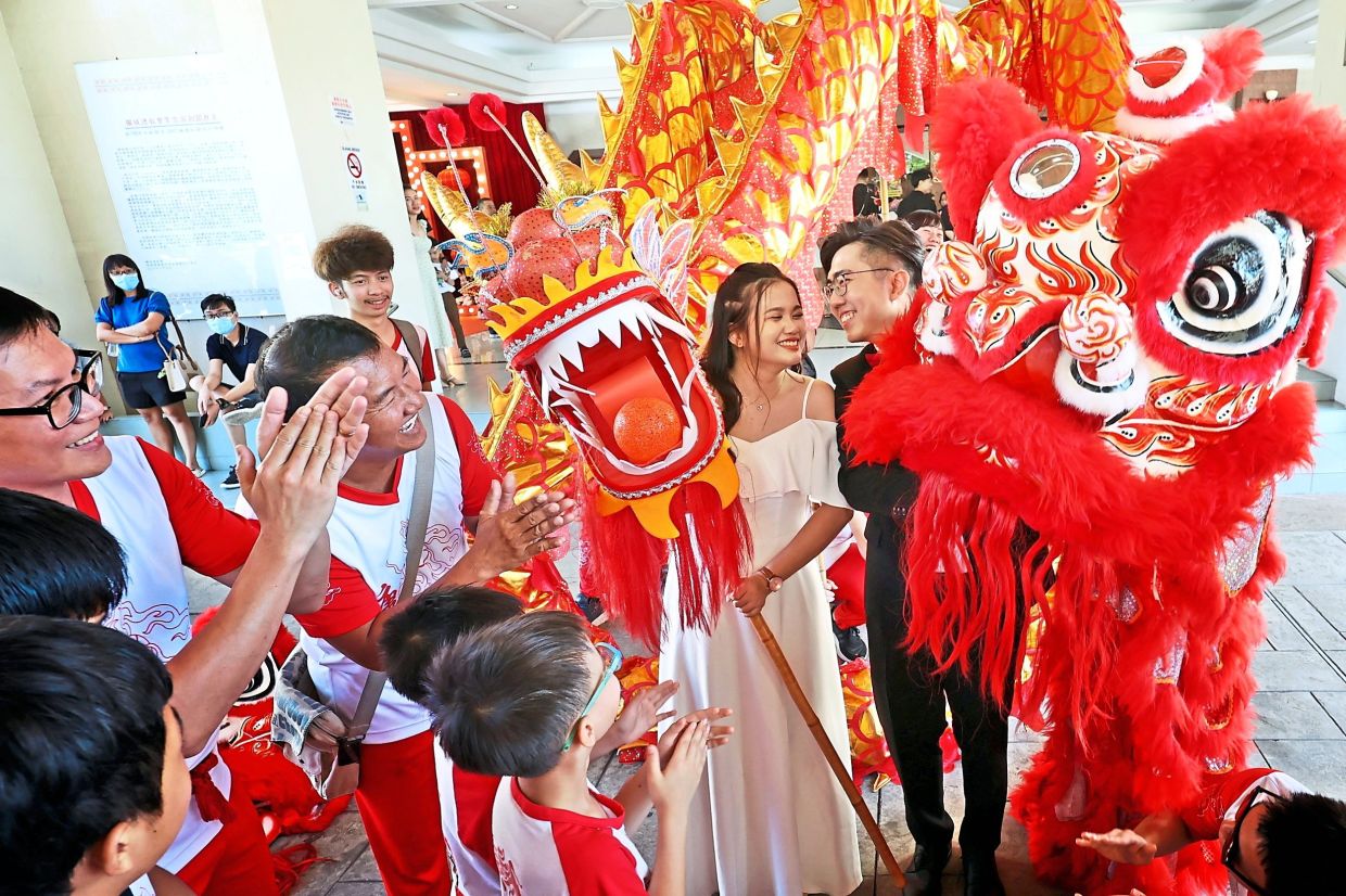 When Cupid meets lion and dragon - Vimarsana News