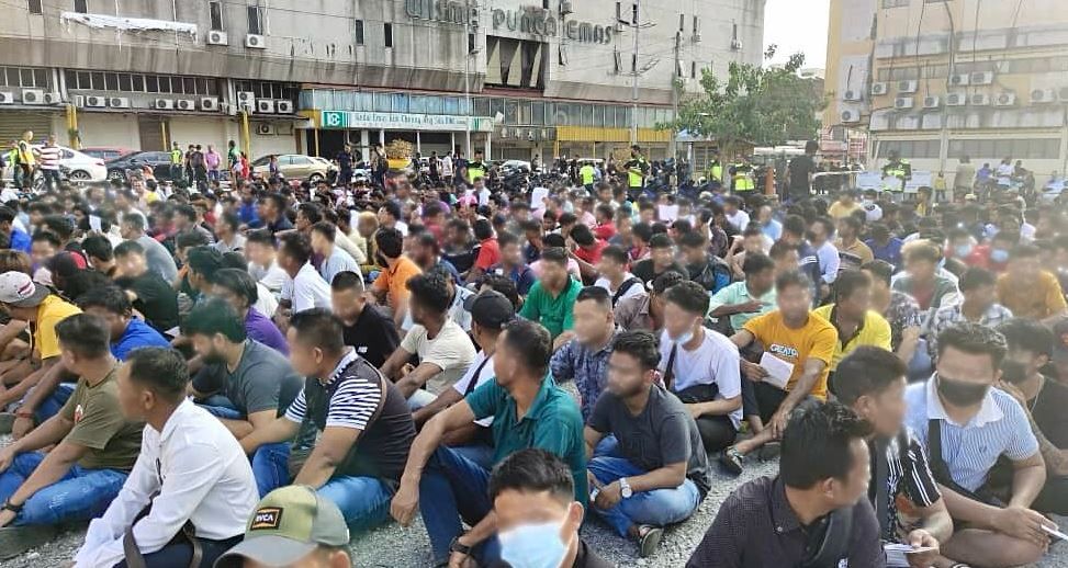Immigration nabs 59 illegals during three-hour op in Seremban - Vimarsana News